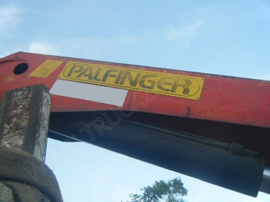 รถบรรทุก 10 ล้อ 2 เพลาติดเครนพับ 6 ตัน ยี่ห้อ MITSUBISHI รุ่น FN527