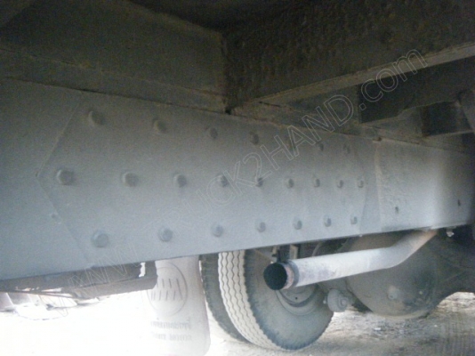 รถบรรทุก 10 ล้อ 2 เพลาติดเครนพับ 6 ตัน ยี่ห้อ MITSUBISHI รุ่น FN527