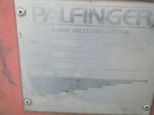 รถบรรทุก 10 ล้อ 2 เพลาติดเครนพับ 6 ตัน ยี่ห้อ MITSUBISHI รุ่น FN527