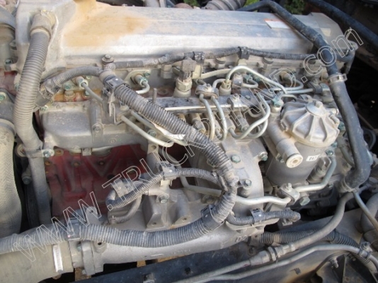 รถบรรทุก 10 ล้อ 2 เพลาติดเครนพับ 6 ตัน ยี่ห้อ MITSUBISHI รุ่น FN527