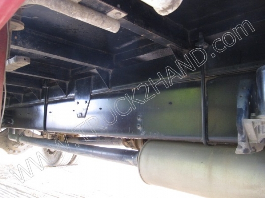 รถบรรทุก 10 ล้อ 2 เพลาติดเครนพับ 6 ตัน ยี่ห้อ MITSUBISHI รุ่น FN527