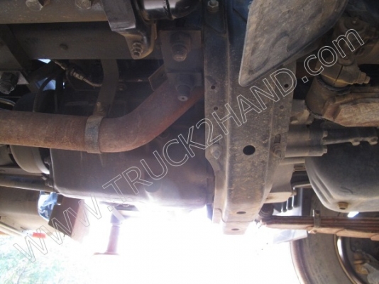 รถบรรทุก 10 ล้อ 2 เพลาติดเครนพับ 6 ตัน ยี่ห้อ MITSUBISHI รุ่น FN527