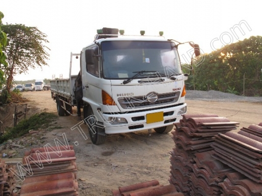 รถบรรทุก 10 ล้อ 2 เพลาติดเครนพับ 6 ตัน ยี่ห้อ MITSUBISHI รุ่น FN527