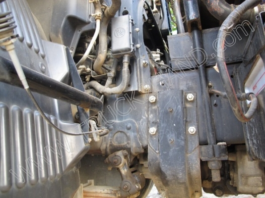 รถบรรทุก 10 ล้อ 2 เพลาติดเครนพับ 6 ตัน ยี่ห้อ MITSUBISHI รุ่น FN527