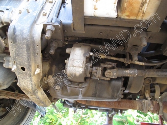 รถบรรทุก 10 ล้อ 2 เพลาติดเครนพับ 6 ตัน ยี่ห้อ MITSUBISHI รุ่น FN527