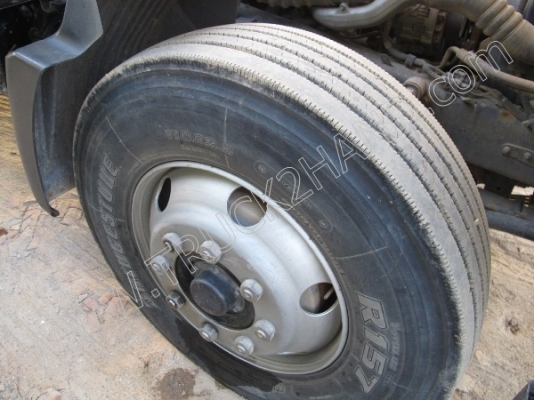 รถบรรทุก 10 ล้อ 2 เพลาติดเครนพับ 6 ตัน ยี่ห้อ MITSUBISHI รุ่น FN527