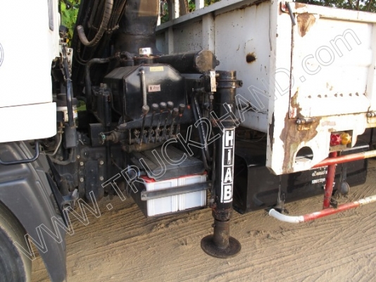 รถบรรทุก 10 ล้อ 2 เพลาติดเครนพับ 6 ตัน ยี่ห้อ MITSUBISHI รุ่น FN527