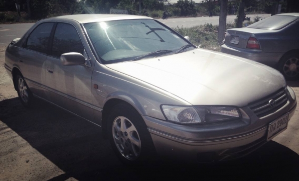 ***ขายแล้วครับขอบคุณ Truck2hand ขาย เก๋งสวยๆเดิมบางทั้งคัน ไม่เคยติดแก๊ส TOYOTA CAMRY 2.2 SE.G AUTO ตัวท็อป ปี43/00 เครื่องเดิมเกียร์เดิม ภายในสวย อ็อปชั่นครบ แอร์เย็น สีสันสวยบางทั้งคัน หน้า-หลังเดิมๆไม่เคยชน ไม่จมน้ำ ภายในสวยครบ ยางดี ล้อ