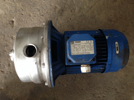 ขายปั้มน้ำหอยโข่งหัวสแตนเลส EBARA 1.5 HP. 380 V ใบพัด 2 ชั้น เข้า 1.5 นิ้ว ออก 1 นิ้ว สภาพสวย วิ่งนิ่มพร้อมใช้งาน