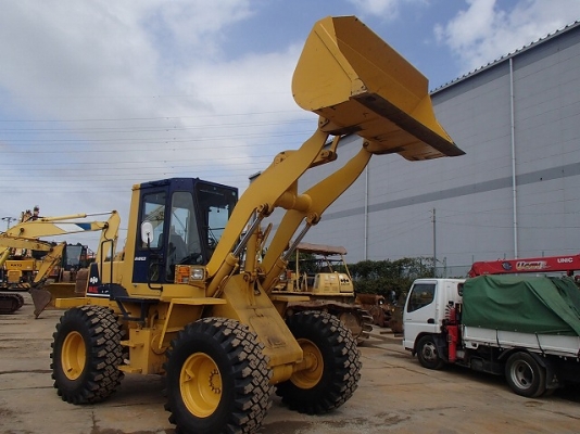 รถตักล้อยาง  WA150-1-30467  สภาพสวย  นำเข้าจากญี่ปุ่น  โทร.081-373-0559