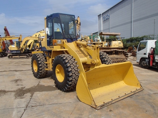 รถตักล้อยาง  WA150-1-30467  สภาพสวย  นำเข้าจากญี่ปุ่น  โทร.081-373-0559