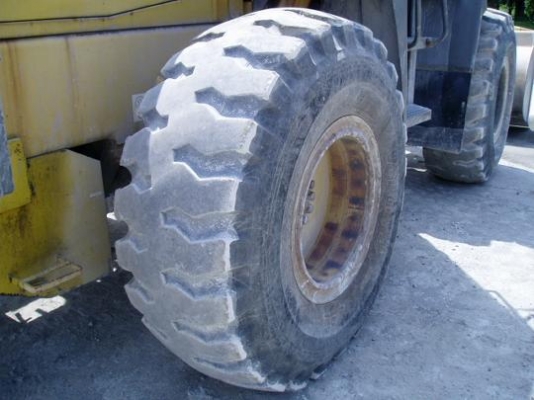 รถตักล้อยาง WA300-3E-50441  สภาพสวย  นำเข้าจากญี่ปุ่น  ถึงไทยเรียบร้อยแล้ว  รถจอดอยู่ที่ C.S. Motor หลักสี่ โทร.081-373-0559