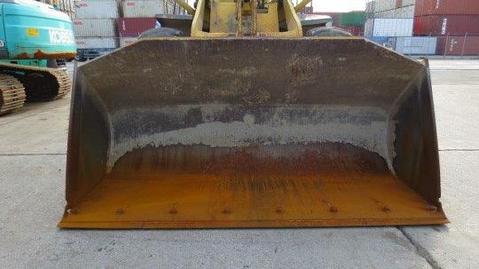 รถตักล้อยาง WA300-3E-50441  สภาพสวย  นำเข้าจากญี่ปุ่น  ถึงไทยเรียบร้อยแล้ว  รถจอดอยู่ที่ C.S. Motor หลักสี่ โทร.081-373-0559