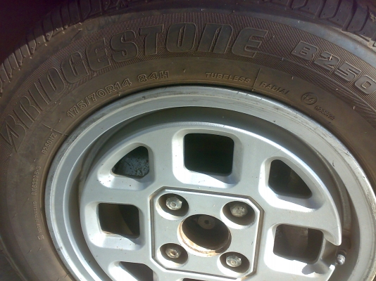 ขาย peugeot 305 14000 ขาย peugeot 305 14000