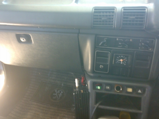 ขาย peugeot 305 14000 ขาย peugeot 305 14000