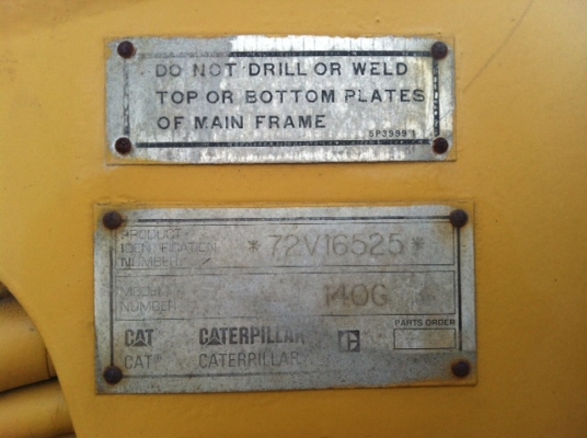 ขาย ! รถเกรดนำเข้ามือสอง CATERPILLAR รุ่น 140G ปี 1993