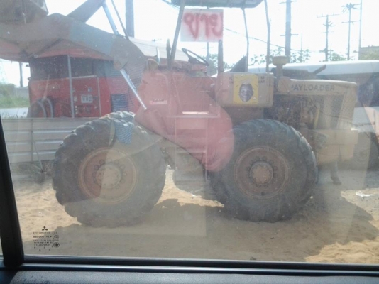 รถตัก รถตัก