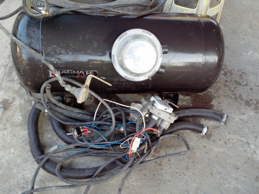 ขายชุดแก็สlpg มือสองสภาพยังใหม่ทั้งชุด