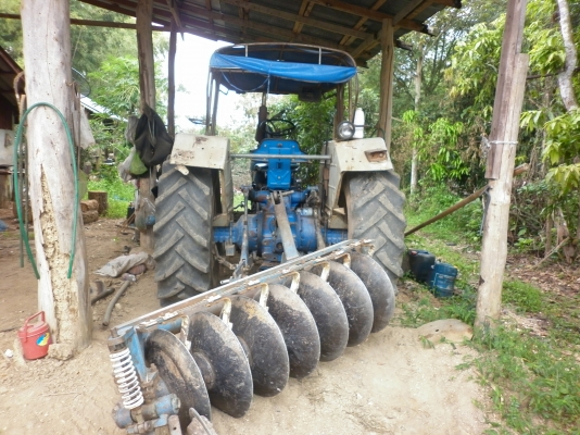 รถไถฟอด6600เสื้อเรียบ T6