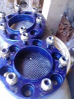 ขาย  อแดป์เตอร์ 1 คู่ ใส่ดีแม็ก ขอบ20 ราคา 800 บาท