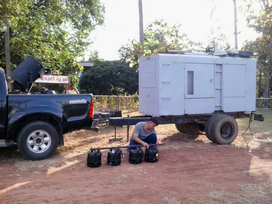 บริการเครื่องปั่นไฟ 150 KVA   โทร 0817545426