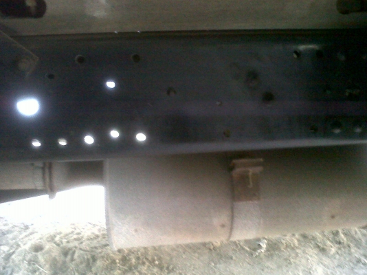 ขายด่วน อิชุชุ  120( เบียร์ช้าง ) ปี2541    ตัว 4.30 เมตร  ทะเบียนพร้อมแล้ว    ราคาต่อรองได้นิดหน่อยครับ