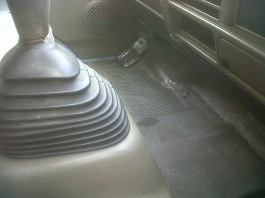 ขายด่วน อิชุชุ  120( เบียร์ช้าง ) ปี2541    ตัว 4.30 เมตร  ทะเบียนพร้อมแล้ว    ราคาต่อรองได้นิดหน่อยครับ