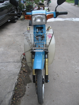 ขาย ซูซูกิ RC100 มีเล่มทะเบียน 087-7560307 ปอนด์