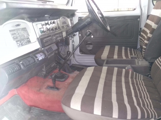 ขาย toyota land cruiser BJ42  รถนำเข้าเอกสารอินวาย 4wd คานแข็ง