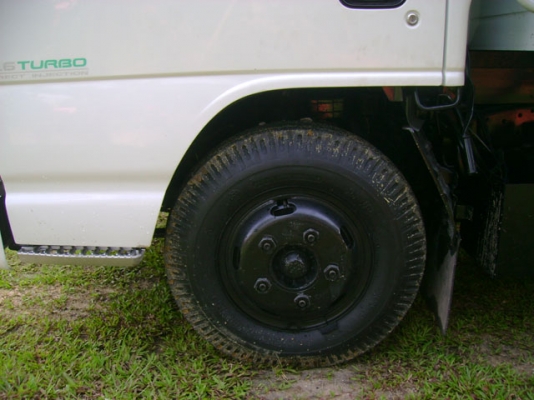 ISUZU NKR 71 E หัวการ์ตูนสูง LPG 100\% เครื่อง135แรงดั๊มไม่ติดเวลา ISUZU NKR 71 E หัวการ์ตูนสูง LPG 100\% เครื่อง135แรงดั๊มไม่ติดเวลา