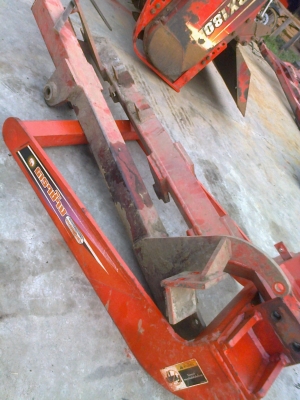 ขายใบมีดดันดินคูโบต้าL4508คับ