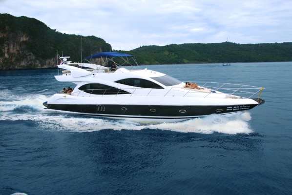 ประกาศขาย เรือยอชท์ 72 ฟุต อุปกรณ์ภายในครบชุด ปี 2007 ประกาศขาย เรือยอชท์ 72 ฟุต อุปกรณ์ภายในครบชุด ปี 2007