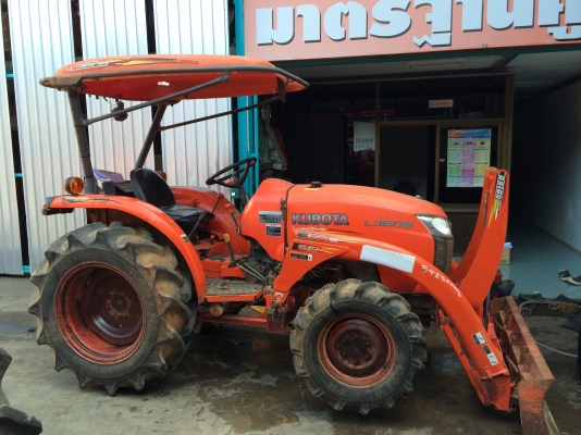 ขายรถไถคูโบต้า มือสองถูกม๊าก มาก L3608 พร้องอุปกรณ์ หน้า-หลัง ราคา 270,000