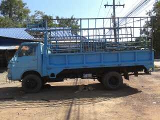 ขายรถบรรทุกหกล้อ Isuzu ELF เครื่อง 4BB1-100 แรง เกียร์ใหญ่ช่วงยาว 4.50 เมตร ทะเบียนเต็ม