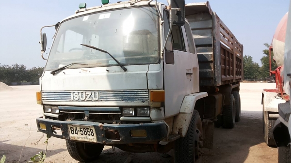 ***ขายแล้วครับขอบคุณ Truck2hand ขาย10ล้อดั๊ม2เพลา รถจอดไม่ได้ใช้ ไม่มีคนขับ ISUZU ROCKY FXZ13NFY 210 วางเครื่อง 240 (ลงเล่ม) เบรคลม เกียร์ฟูลเลอร์ ช่วงล่างเดิมคัสซีดีเดิมโรงงาน มีบวมซับในบ้าง ไม่ผุไม่ดาม กระบะดั๊มเหล็กสามมิตรลอนนอน สภาพดี สีไม่สวย ยางดี8เ