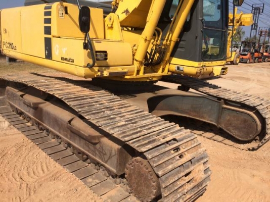 ขายรถแบคโฮ KOMATSU PC210LC-6 ทำงาน 6000 ชั่วโมง ปี2000 มี VDOครับ ระบบไฟฟ้าเต็ม รถนอกนำเข้าสภาพสวย