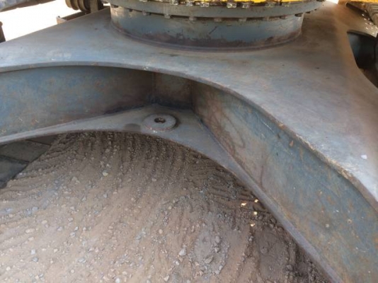 ขายรถแบคโฮ KOMATSU PC210LC-6 ทำงาน 6000 ชั่วโมง ปี2000 มี VDOครับ ระบบไฟฟ้าเต็ม รถนอกนำเข้าสภาพสวย