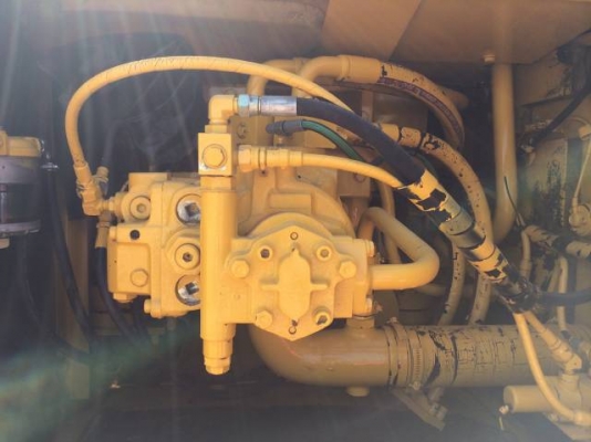 ขายรถแบคโฮ KOMATSU PC210LC-6 ทำงาน 6000 ชั่วโมง ปี2000 มี VDOครับ ระบบไฟฟ้าเต็ม รถนอกนำเข้าสภาพสวย