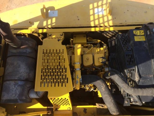 ขายรถแบคโฮ KOMATSU PC210LC-6 ทำงาน 6000 ชั่วโมง ปี2000 มี VDOครับ ระบบไฟฟ้าเต็ม รถนอกนำเข้าสภาพสวย