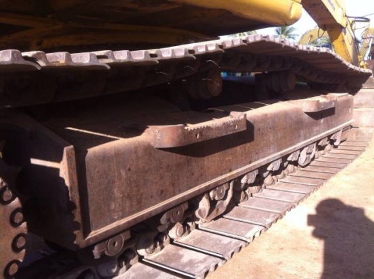 ขายรถแบคโฮ KOMATSU PC210LC-6 ทำงาน 6000 ชั่วโมง ปี2000 มี VDOครับ ระบบไฟฟ้าเต็ม รถนอกนำเข้าสภาพสวย