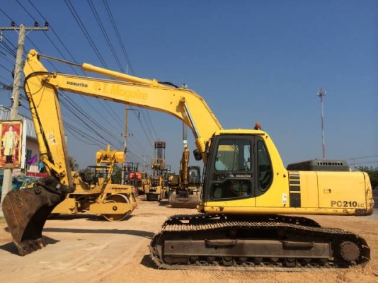 ขายรถแบคโฮ KOMATSU PC210LC-6 ทำงาน 6000 ชั่วโมง ปี2000 มี VDOครับ ระบบไฟฟ้าเต็ม รถนอกนำเข้าสภาพสวย