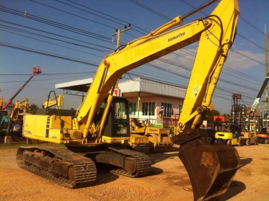 ขายรถแบคโฮ KOMATSU PC210LC-6 ทำงาน 6000 ชั่วโมง ปี2000 มี VDOครับ ระบบไฟฟ้าเต็ม รถนอกนำเข้าสภาพสวย