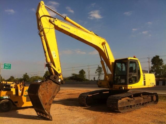 ขายรถแบคโฮ KOMATSU PC210LC-6 ทำงาน 6000 ชั่วโมง ปี2000 มี VDOครับ ระบบไฟฟ้าเต็ม รถนอกนำเข้าสภาพสวย