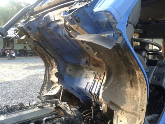 รถอีซูซุ 6 ล้อ ( ไม่ดั้ม ) NKR 130 แรงม้า ปี 48 สนใจติดต่อ 081 - 6079515 รถอีซูซุ 6 ล้อ ( ไม่ดั้ม ) NKR 130 แรงม้า ปี 48 สนใจติดต่อ 081 - 6079515