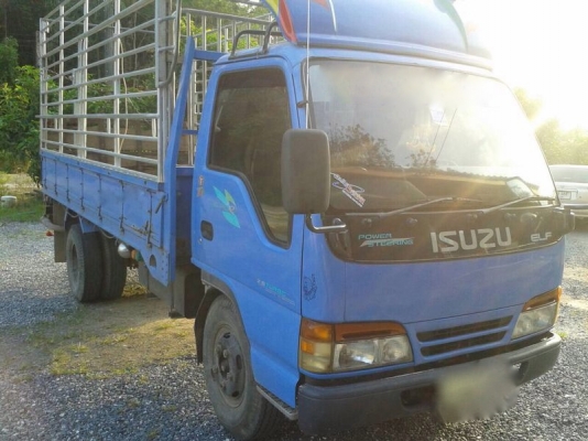 รถอีซูซุ 6 ล้อ ( ไม่ดั้ม ) NKR 130 แรงม้า ปี 48  สนใจติดต่อ 081 - 6079515
