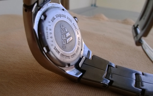 ADIDAS quartz เรือน/สาย stainless สายล๊อคสองชั้น ขนาด 32มม. รวมเม็ด สภาพ90\%