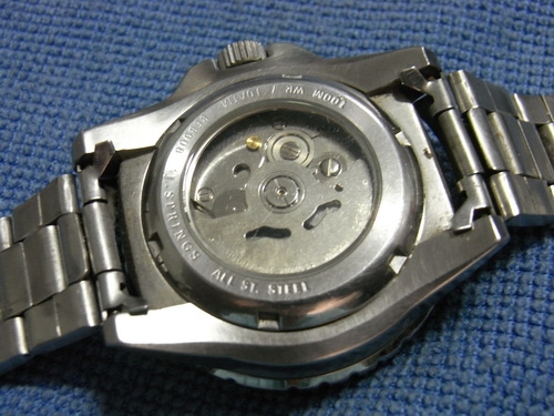 18ธ.ค.((น้าเล็ก)) นำเสนอนาฬิกา ข้อมือ หลายเรือน