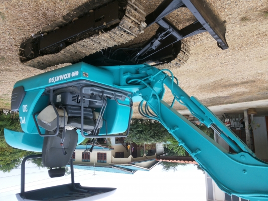 แบคโฮเล็ก