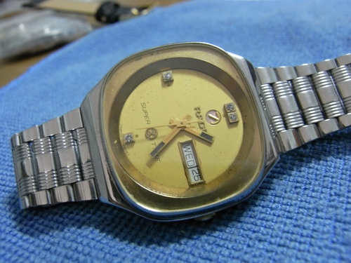 18ธ.ค.((น้าเล็ก)) นำเสนอนาฬิกา ข้อมือ หลายเรือน