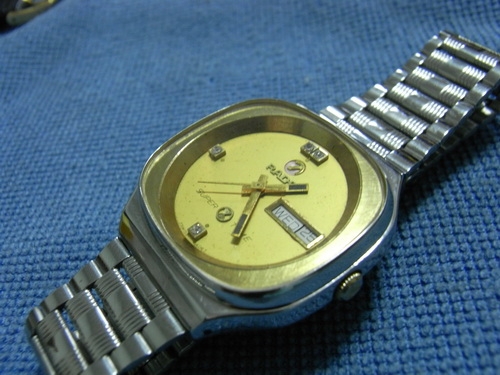 18ธ.ค.((น้าเล็ก)) นำเสนอนาฬิกา ข้อมือ หลายเรือน